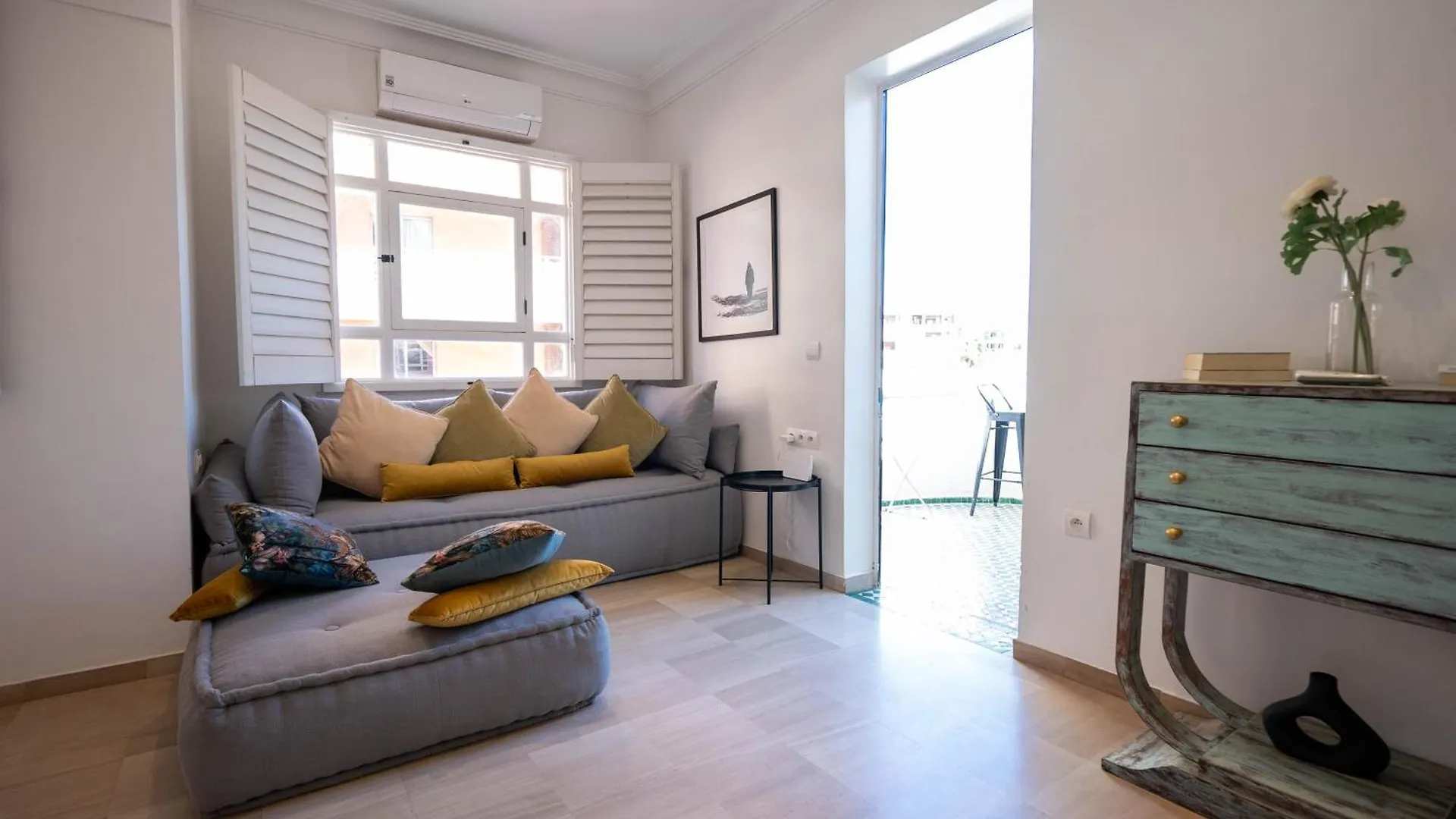 Apartment Elegant Appartement Avec Terrasse Au Coeur Gueliz Marrakesh Morocco
